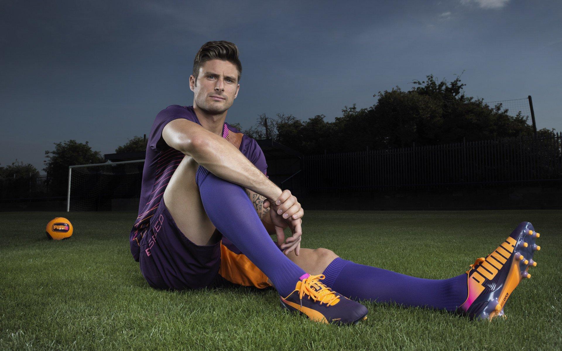 姆巴佩深情追忆C罗偶像地位，坦言新时代需开辟自我道路